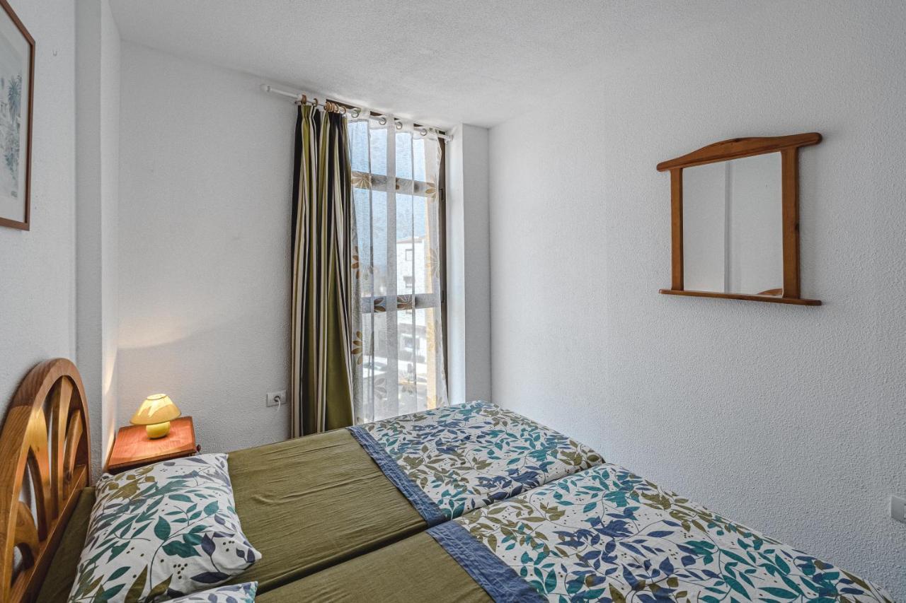 Family Apartment With 3 Bedrooms And Balcony Near Los Gigantes And Ocean Puerto de Santiago  Ngoại thất bức ảnh