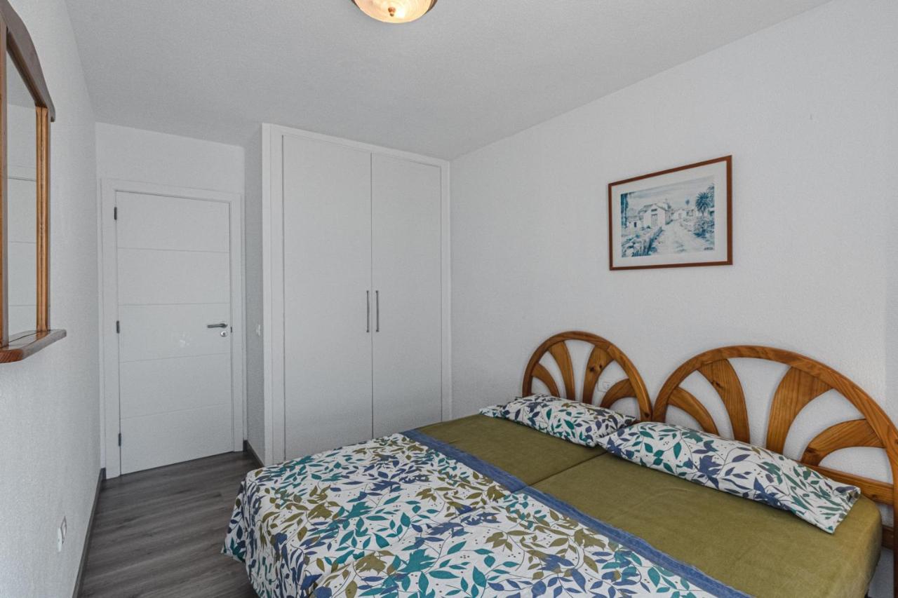 Family Apartment With 3 Bedrooms And Balcony Near Los Gigantes And Ocean Puerto de Santiago  Ngoại thất bức ảnh