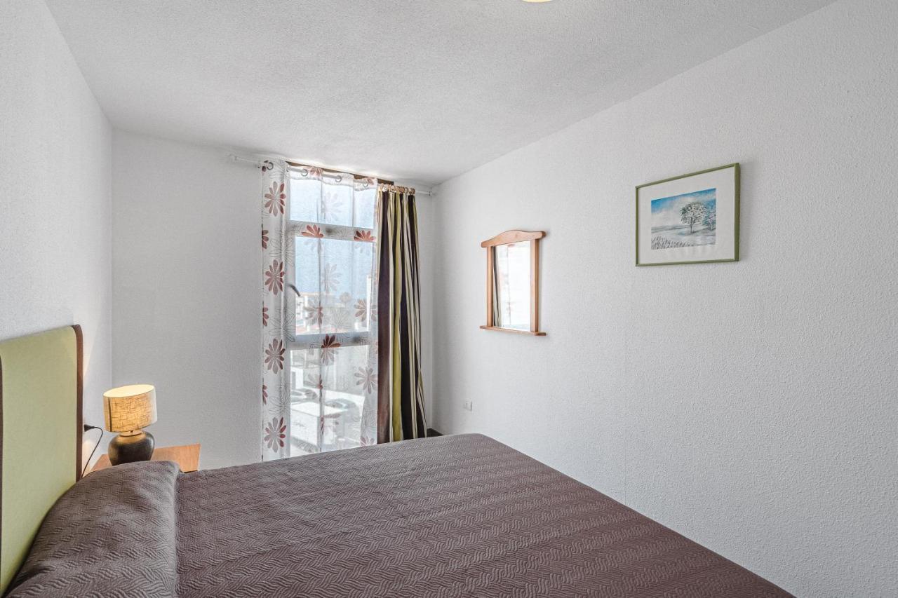 Family Apartment With 3 Bedrooms And Balcony Near Los Gigantes And Ocean Puerto de Santiago  Ngoại thất bức ảnh