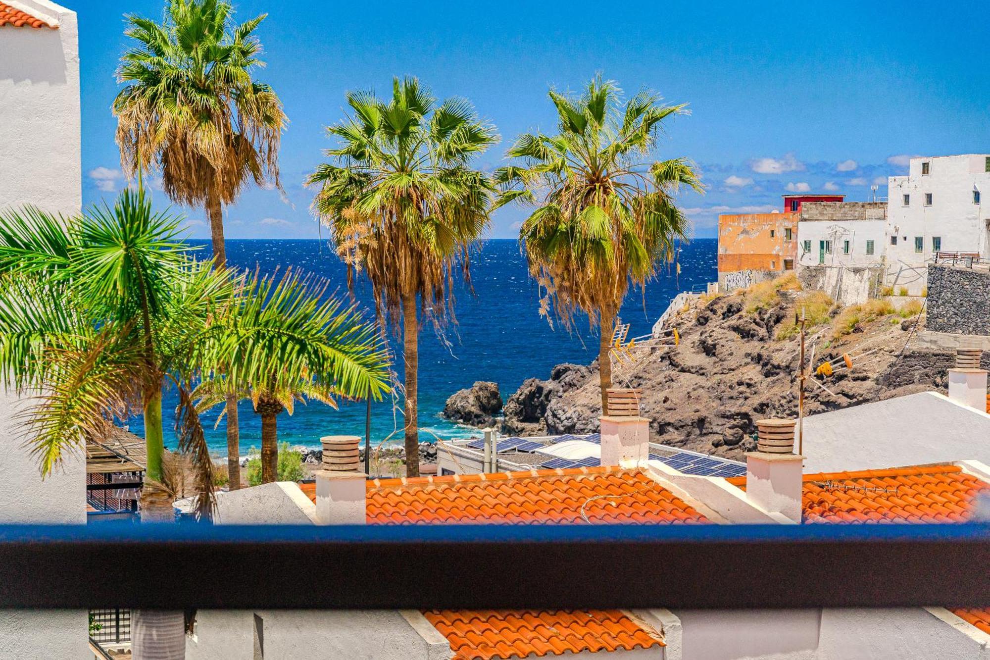 Family Apartment With 3 Bedrooms And Balcony Near Los Gigantes And Ocean Puerto de Santiago  Ngoại thất bức ảnh
